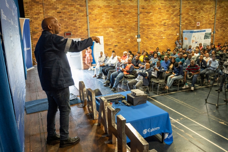 Newly appointed South African Electricity Minister Kgosientsho Ramokgopa addresses Eskom workers during a visit to the Lethabo Power Station near Sasolburg, on 23 March 2023.