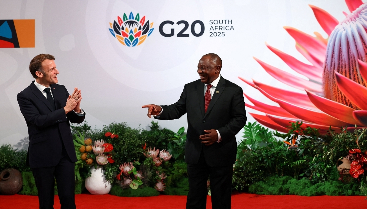 France's President Emmanuel Macron with his South African counterpart Cyril Ramaphosa in Johannesburg, South Africa, on 22 November 2025. 