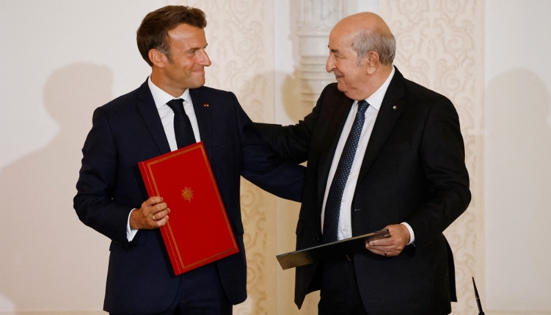 French President Emmanuel Macron and his Algerian counterpart Abdelmadjid Tebboune in Algiers in August 2022.