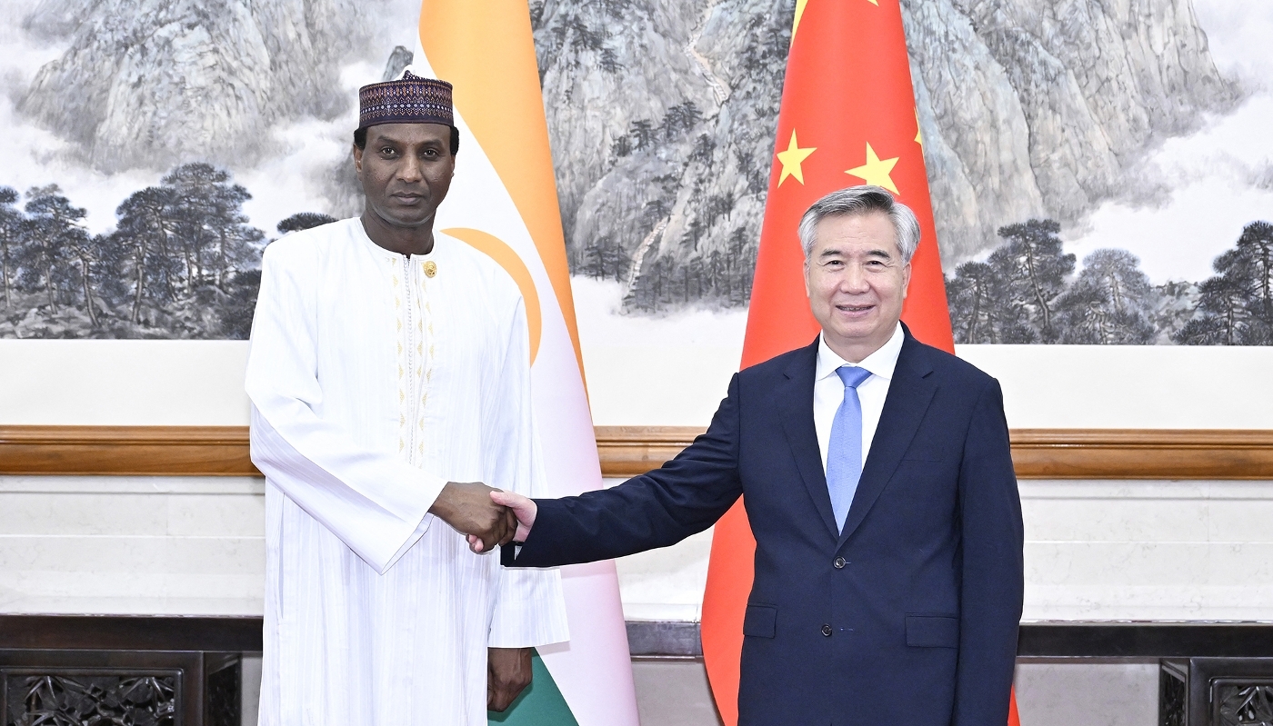 Prime Minister Ali Lamine Zeine meets Xi Li, secretary of the Central Committee of the Communist Party of China, in Beijing in September 2024.