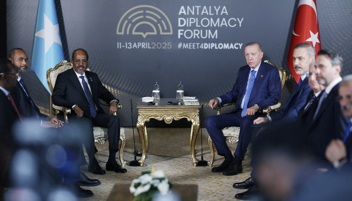 Hassan Sheikh Mohamud (left) with Recep Tayyip Erdogan at the Antalya Diplomacy Forum, 12 April 2025.