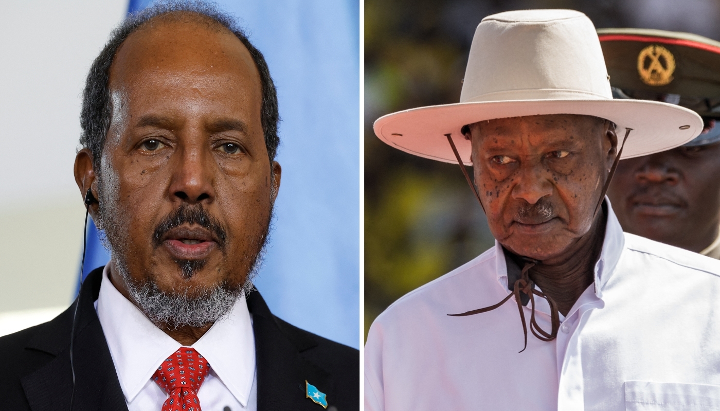 Somali President Hassan Sheikh Mohamud (left) and his Ugandan counterpart, Yoweri Museveni.