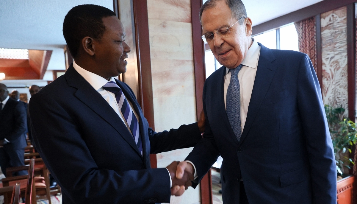 Alfred Mutua, then foreign affairs minister with his counterpart Serguei Lavrov in Nairobi, 29 May 2023.