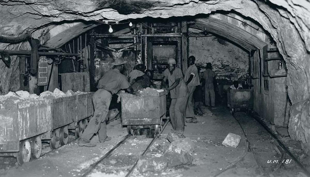 Belgian mining company Union Minière du Haut Katanga extracted copper during colonisation, from 1908 to 1960.