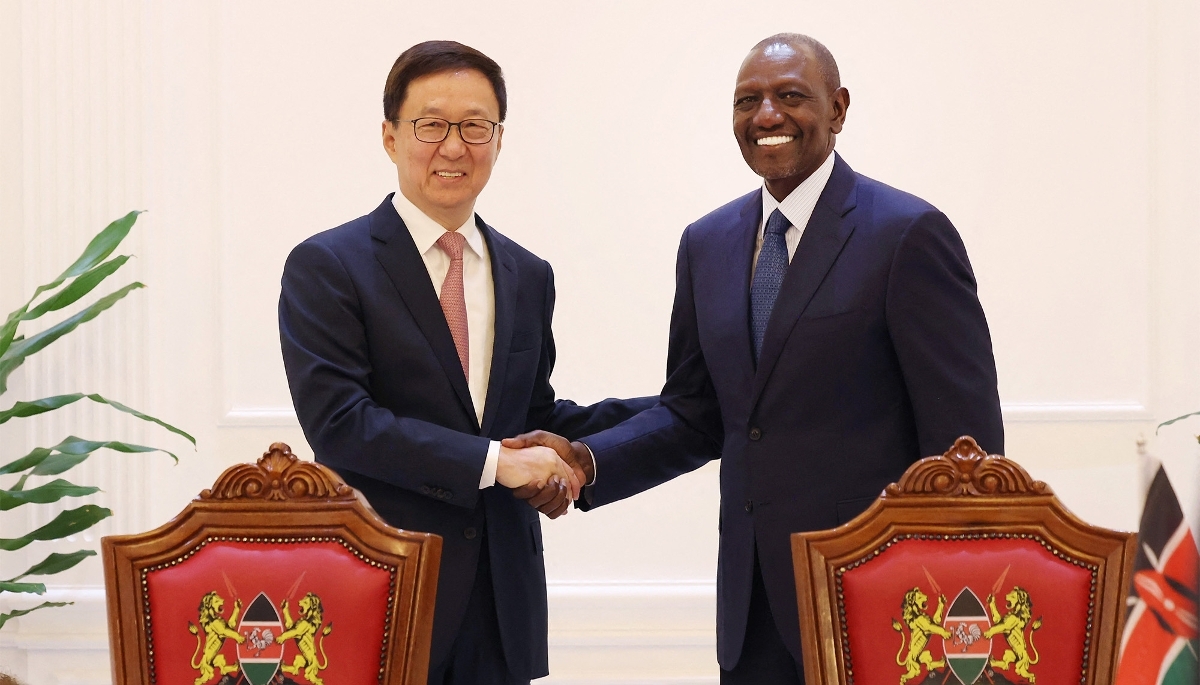 Chinese Vice President Han Zheng with Kenyan President William Ruto in Nairobi, on 24 March 2026.