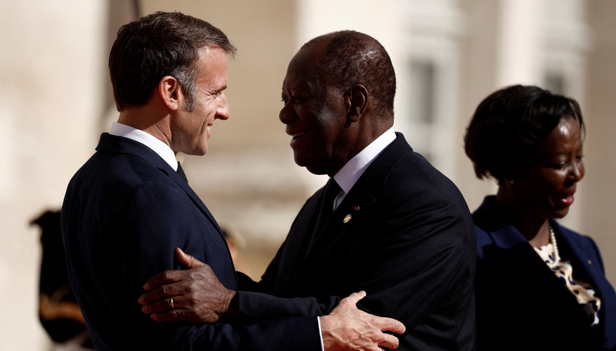 French and Ivorian Presidents Emmanuel Macron and Alassane Ouattara at the 19th Francophonie summit at the Château de Villers-Cotterets, on 4 October 2024.