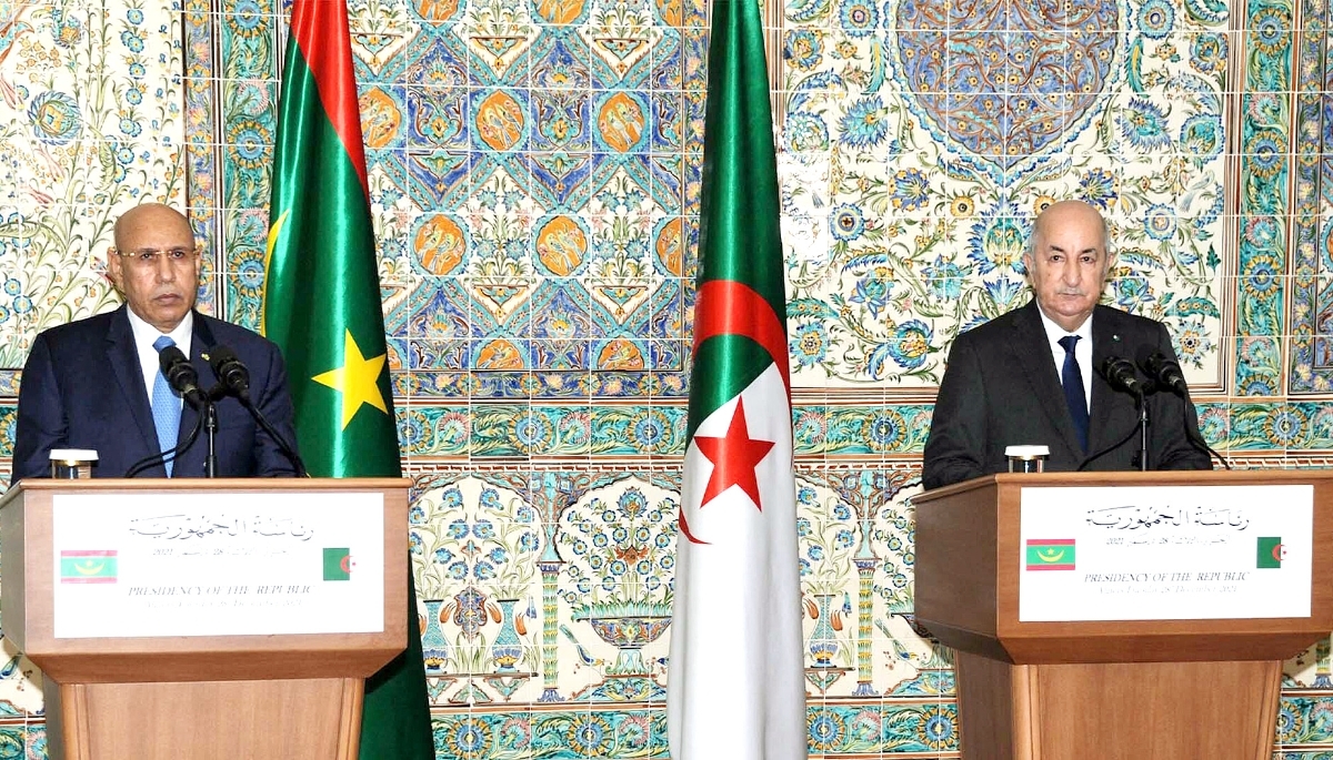 Mohamed Ould Ghazouani and Abdelmadjid Tebboune hold a joint press conference at Muradiye Complex in Algiers, on 28 December, 2021.