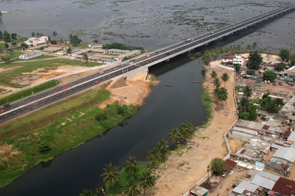 Henri-Konan-Bédié bridge in Abidjan.