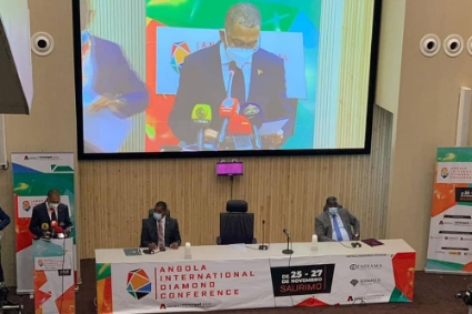 Angola's Minister of Mines and Petroleum Diamantino Azevedo speaking at the Angola International Diamond Conference on 25 November 2021.