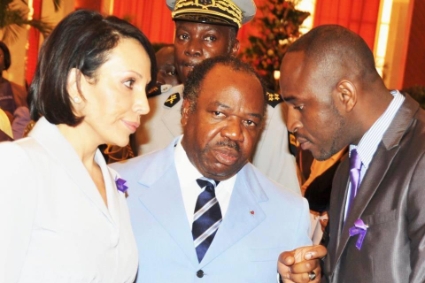 Gabonese lawyer Vivien Amos Péa (right) with Sylvia and Ali Bongo.