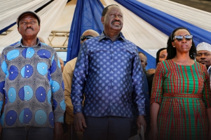 Raila Odinga flanked by Martha Karua and former Vice-President Kalonzo Musyoka in Nairobi, on 7 December 2022.