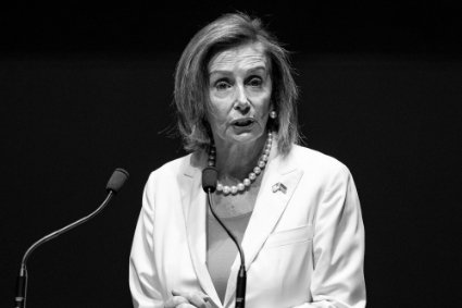 The head of the US House of Representatives, Nancy Pelosi, is expected to visit Taiwan in August.