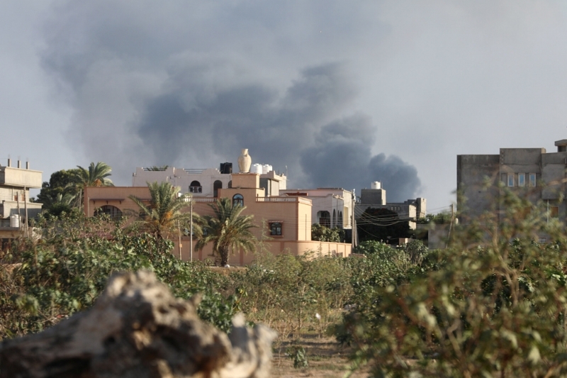 The offensive started by the 7th Brigade, (aka Al Kaniat) on Tripoli's southern suburbs.