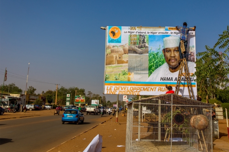 An election propaganda panel in favour of Hama Amadou, in Niamey, 16 February 2016.