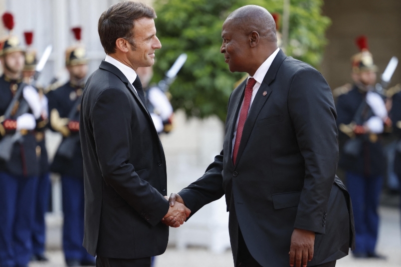The French President, Emmanuel Macron, and the Central African President,
Faustin-Archange Touadéra, in June 2023, in Paris.