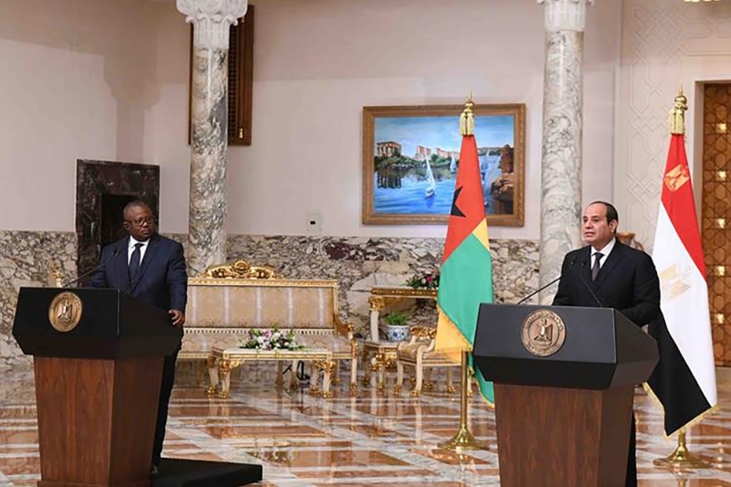 Guinean president Umaro Sissoco Embaló was received on 4 March 2021 by his Egyptian counterpart Abdel Fattah al-Sisi.