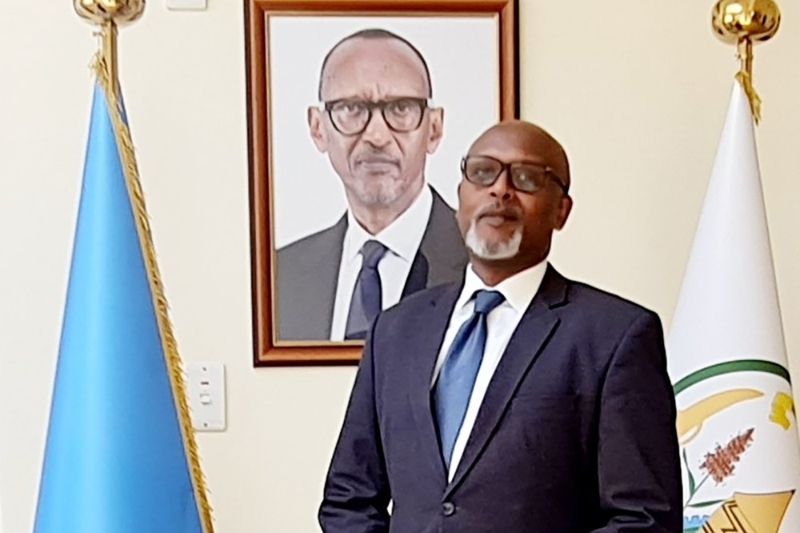 Rwandan president Paul Kagame has appointed François Nkulikiyimfura as ambassador to France.