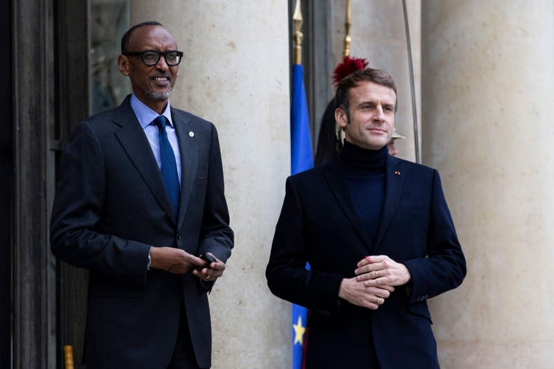 Paul Kagame and Emmanuel Macron, here in December 2021 at the Elysée Palace.