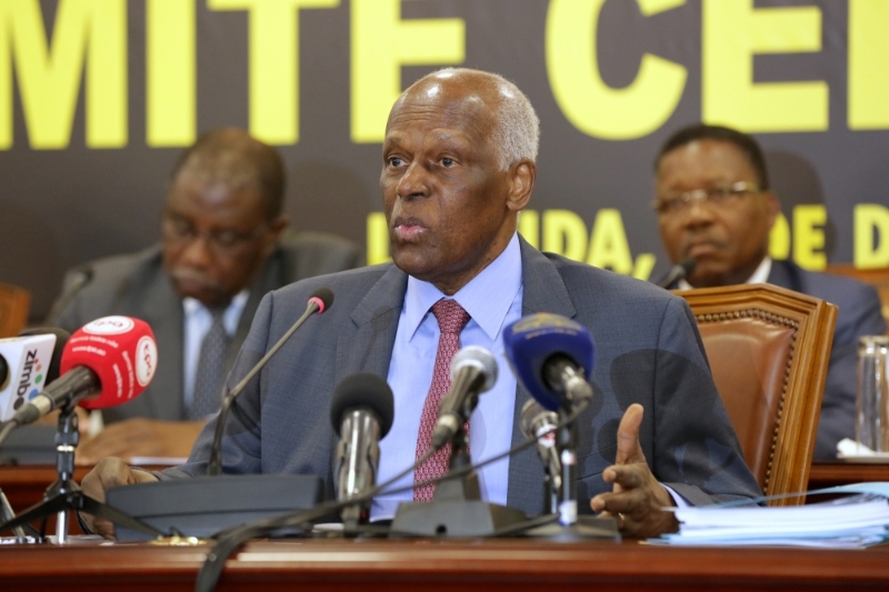 Former President José Eduardo dos Santos created the public company Recredit in 2016 to take care of the toxic claims of the PCB.