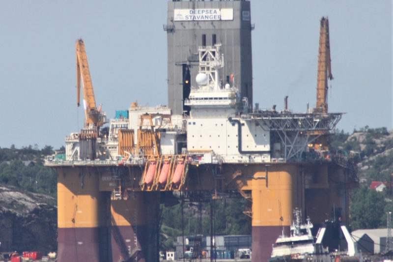 The Deepsea Stavanger rig has already dug 2,500 meters for the Luiperd-1X well.