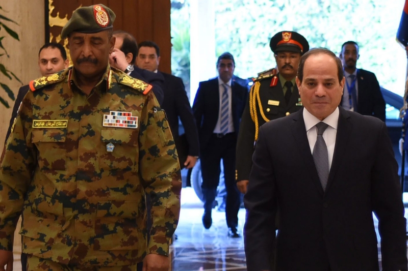 The president of Sudan's Sovereign Council Abdel Fattah Al Burhan and the Egyptian president Abdel Fattah al-Sisi.