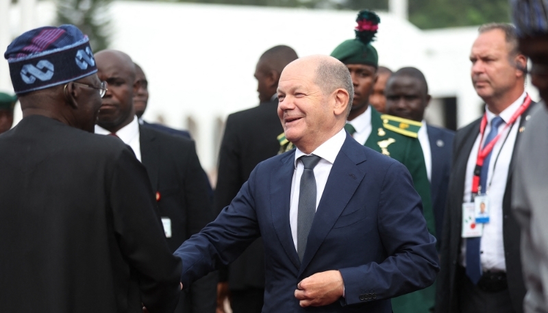 German Chancellor Olaf Scholz and Nigeria’s President Bola Ahmed Tinubu in Abuja on 29 October 2023.
