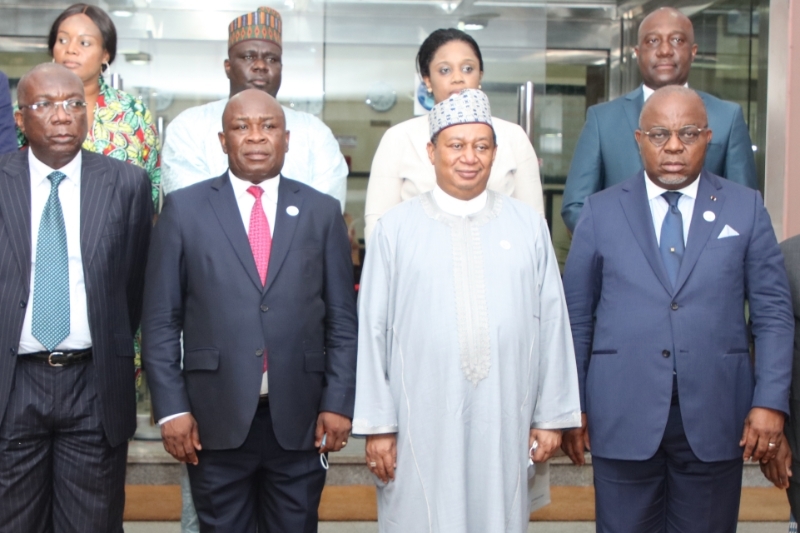 Mohammed Barkindo, Secretary General of OPEC (foreground, light outfit) was received on August 22 in Congo-Brazzaville by Bruno Jean-Richard Itoua, Congolese Minister of Hydrocarbons, to his left.