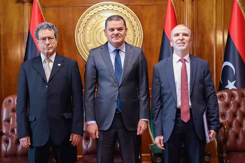 From left to right: Libyan Minister of Hydrocarbons Mohamed Aoun, Prime Minister of the Government of National Unity (GNU) Abdelhamid Dabaiba and NOC boss Mustafa Sanalla.