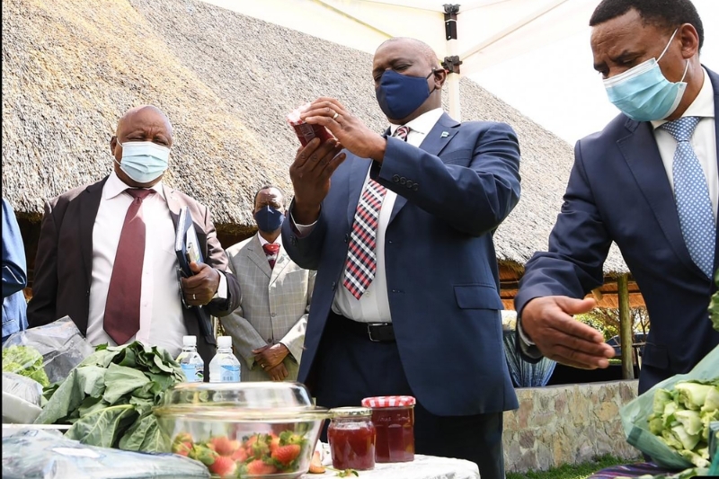 Botswana's President Mokgweetsi Masisi will introduce a moratorium on vegetable imports (photo August 2020).