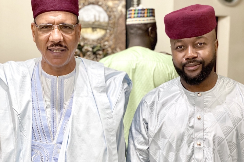 Nigerien president Mohamed Bazoum and Oil and energy minister Mahamane Sani Mahamadou.